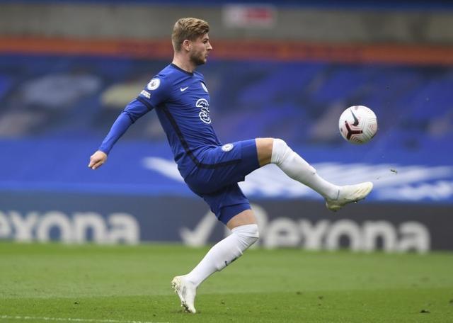 棒球与高保真转播技术让观众在屏幕前感受到棒球撞击木棒的真实质感