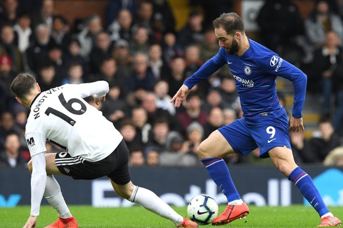 陈金锋在台湾举办引退赛，全场球迷落泪欢送其作为“先行者”的生涯